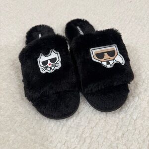 KARL LAGERFELD black faux fur slippers